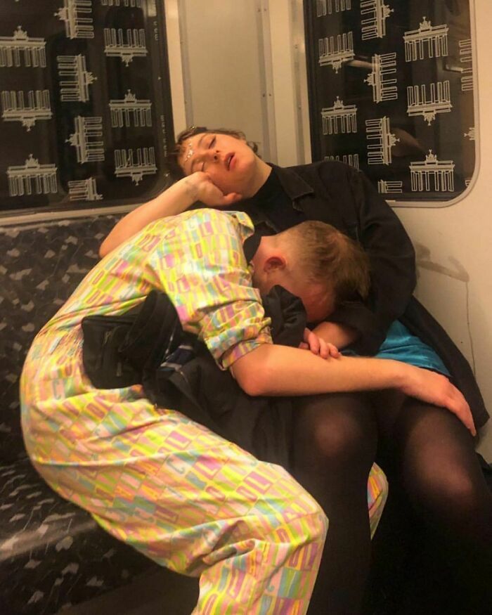 42 vezes que todo mundo precisou olhar duas vezes no metrô de Berlim 39