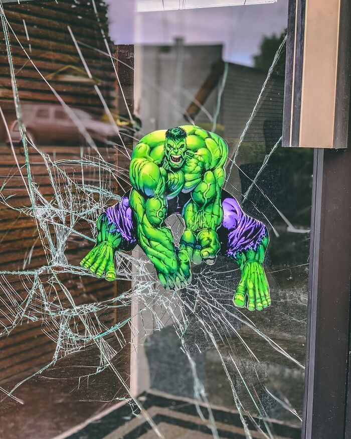 Artista de rua cria magia com papel: 26 cenas divertidas! 4