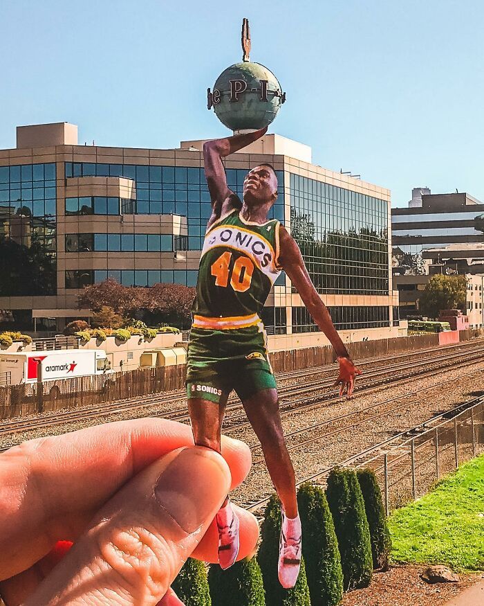 Artista de rua cria magia com papel: 26 cenas divertidas! 9