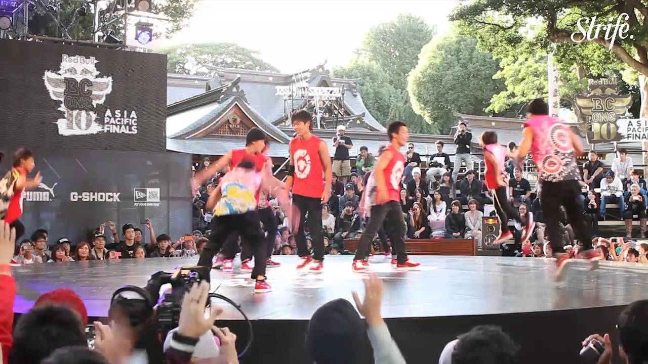 Melhor apresentação de dança que você vai ver – Like a Boss