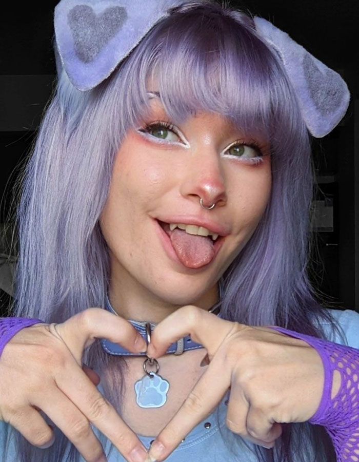 Viver como um cachorro: A fascinante história de Meow e seus comportamentos caninos 2