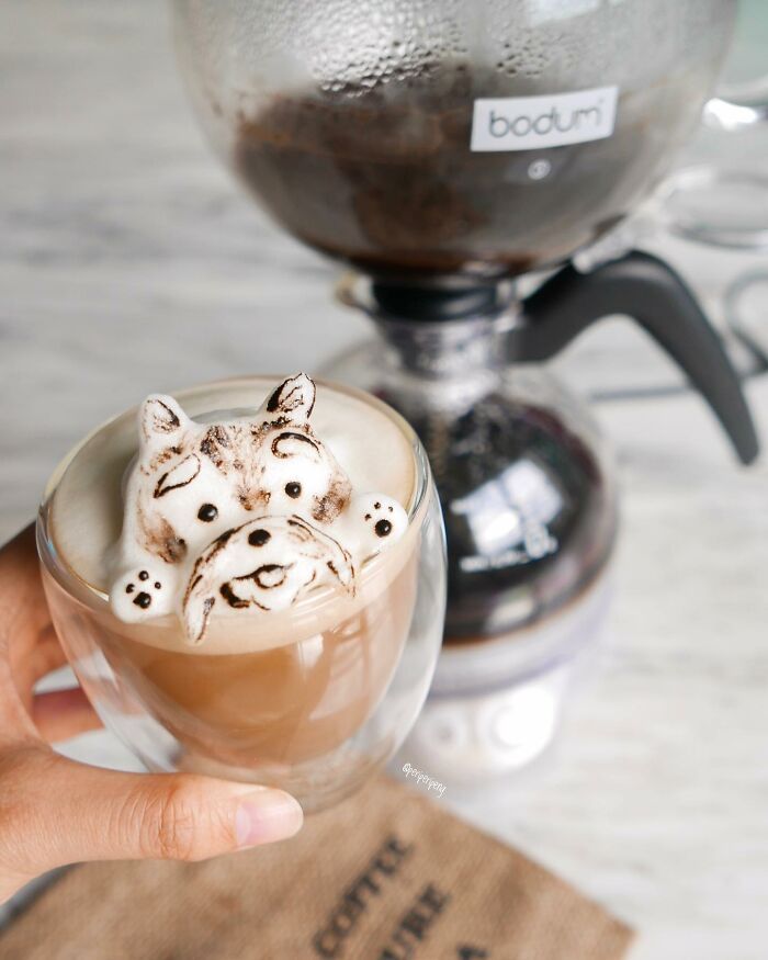 42 obras de arte surpreendentes criadas com espuma de café 7