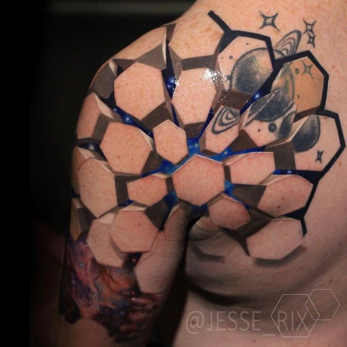 32 tatuagens de ilusão de ótica que vão soprar sua mente 16