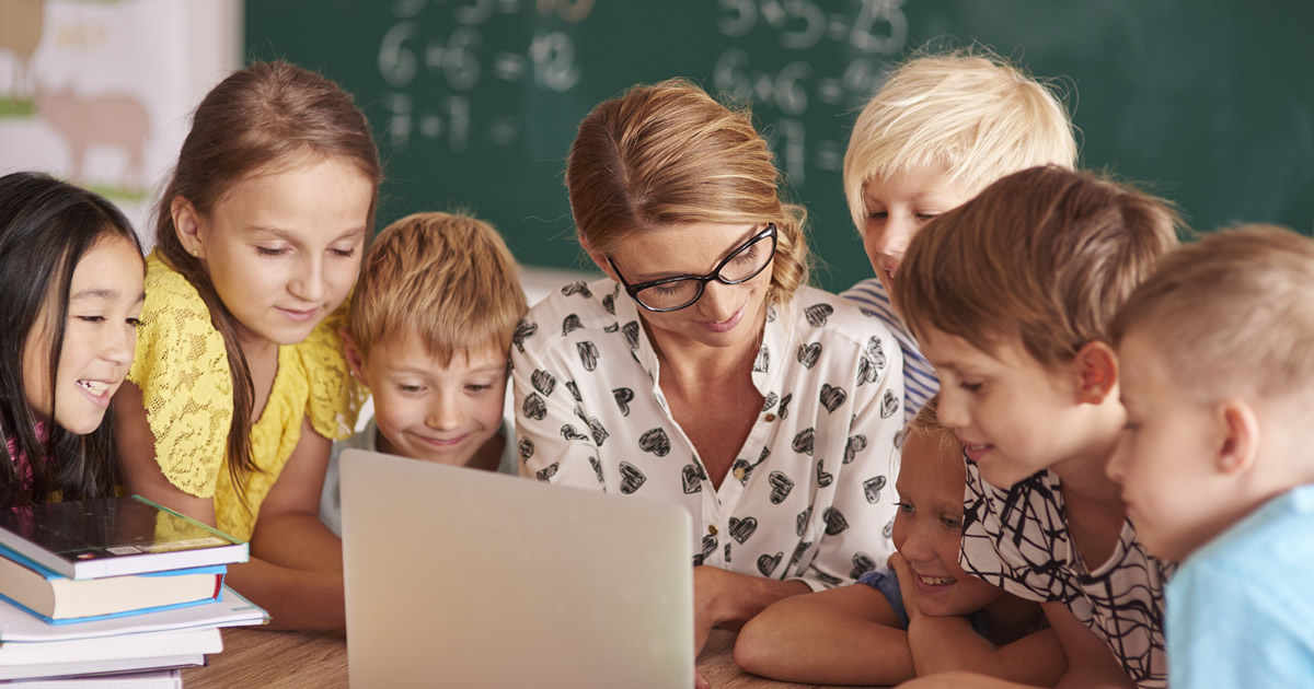 42 lições engraçadas que aprendemos na escola: De risadas a reflexões 1