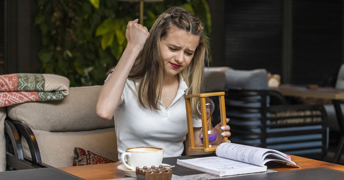 42 hábitos que parecem inofensivos, mas estão sabotando sua vida 1