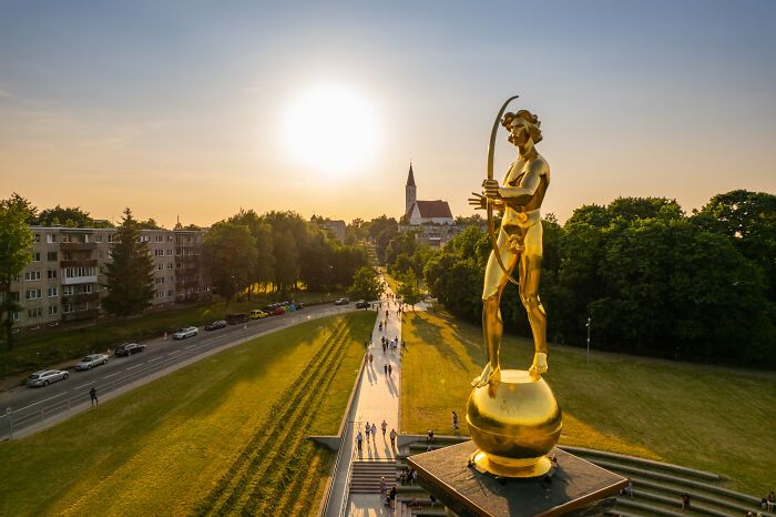 A arte da fotografia aérea em Vilnius: Capturando a beleza da Lituânia (32 fotos) 12