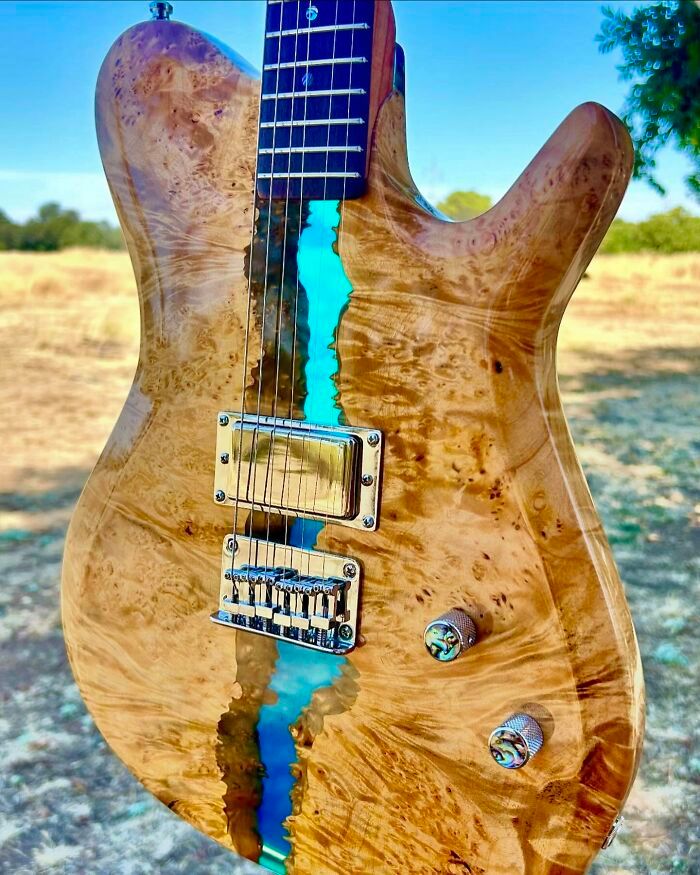 Burls Art: O luthier que transforma materiais inusitados em guitarras extraordinárias (28 fotos) 17