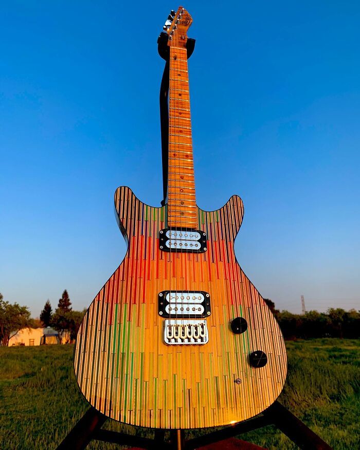Burls Art: O luthier que transforma materiais inusitados em guitarras extraordinárias (28 fotos) 24