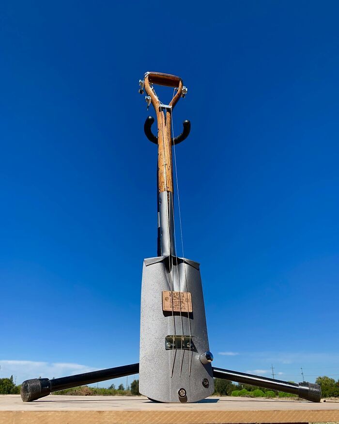 Burls Art: O luthier que transforma materiais inusitados em guitarras extraordinárias (28 fotos) 27