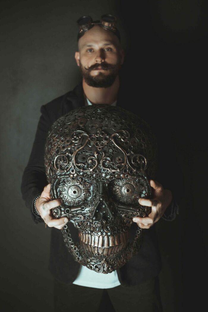 Michel Torres Costa: O artista que transforma metal descartado em obras de arte (32 fotos) 1