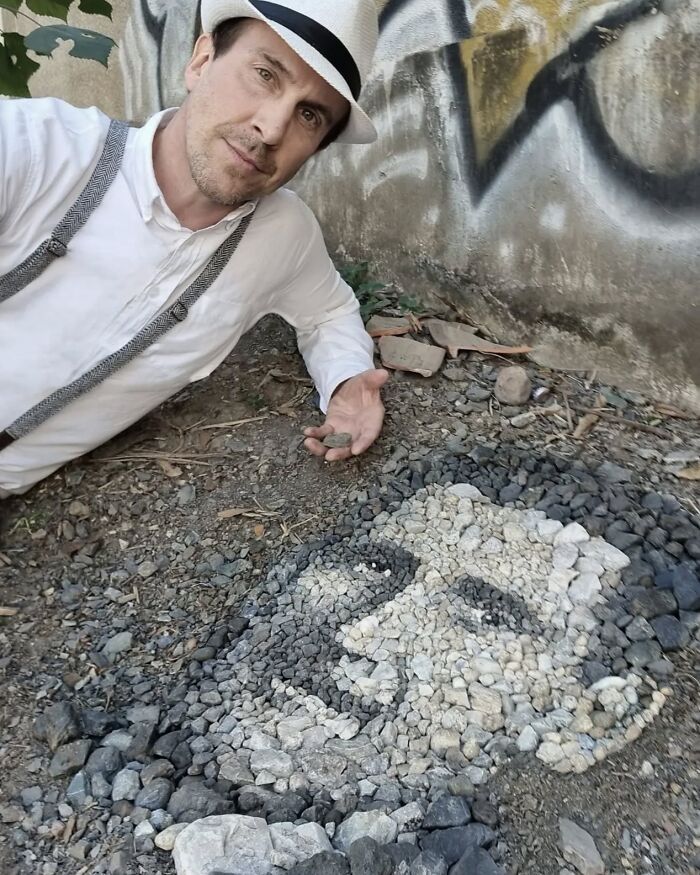A arte efêmera de Justin Bateman: Mosaicos de pedra que contam histórias (32 fotos) 2