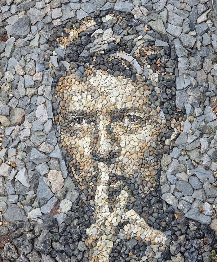 A arte efêmera de Justin Bateman: Mosaicos de pedra que contam histórias (32 fotos) 18