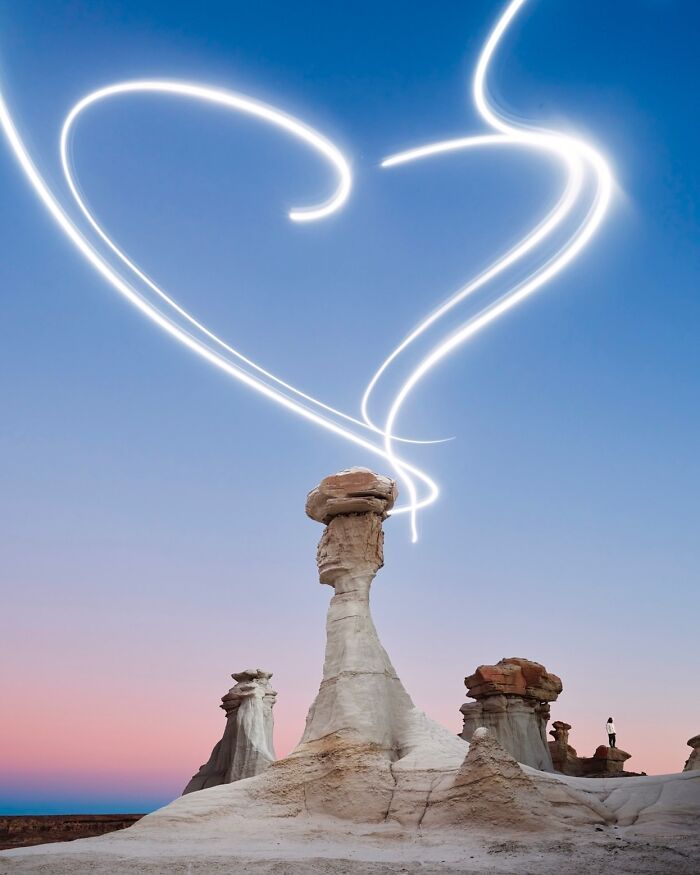 Reuben Wu: A arte de iluminar paisagens com drones (24 fotos) 24