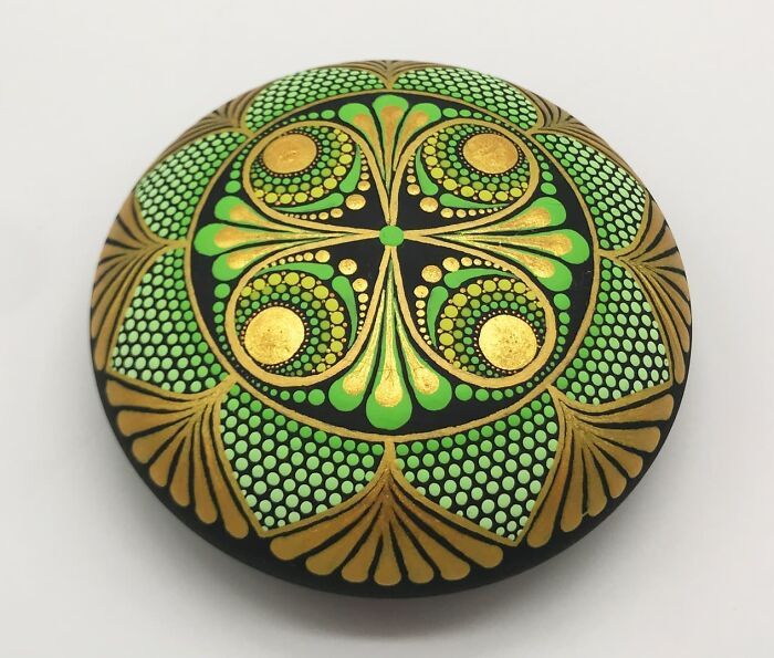 A arte surpreendente de Rafaela Santos: Mandalas em pedras que trazem paz e beleza (30 fotos) 17 A arte surpreendente de Rafaela Santos: Mandalas em pedras que trazem paz e beleza (30 fotos) 17