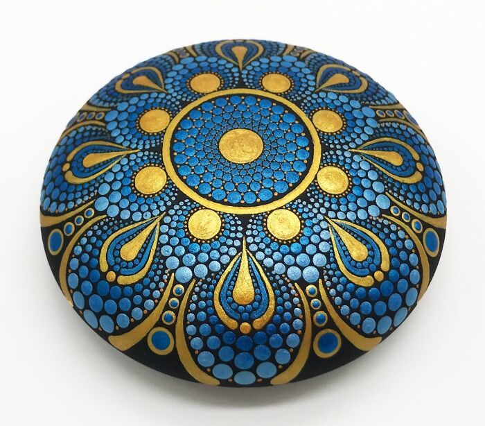 A arte surpreendente de Rafaela Santos: Mandalas em pedras que trazem paz e beleza (30 fotos) 22 A arte surpreendente de Rafaela Santos: Mandalas em pedras que trazem paz e beleza (30 fotos) 22