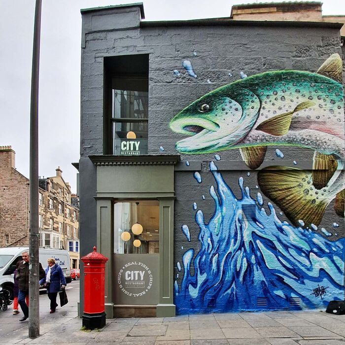 Bobby RogueOne: O artista de rua que faz Glasgow sorrir com seus murais surpreendentes (30 fotos) 8