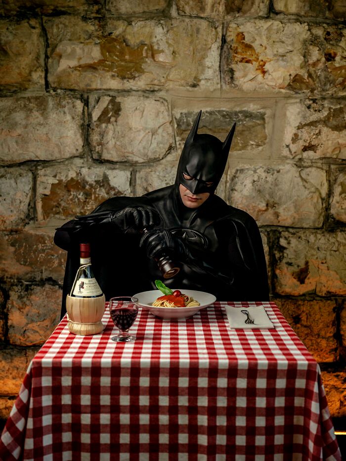 Sebastian Magnani: O fotógrafo que colocou o Batman para tomar café e repensar a vida (25 fotos) 1