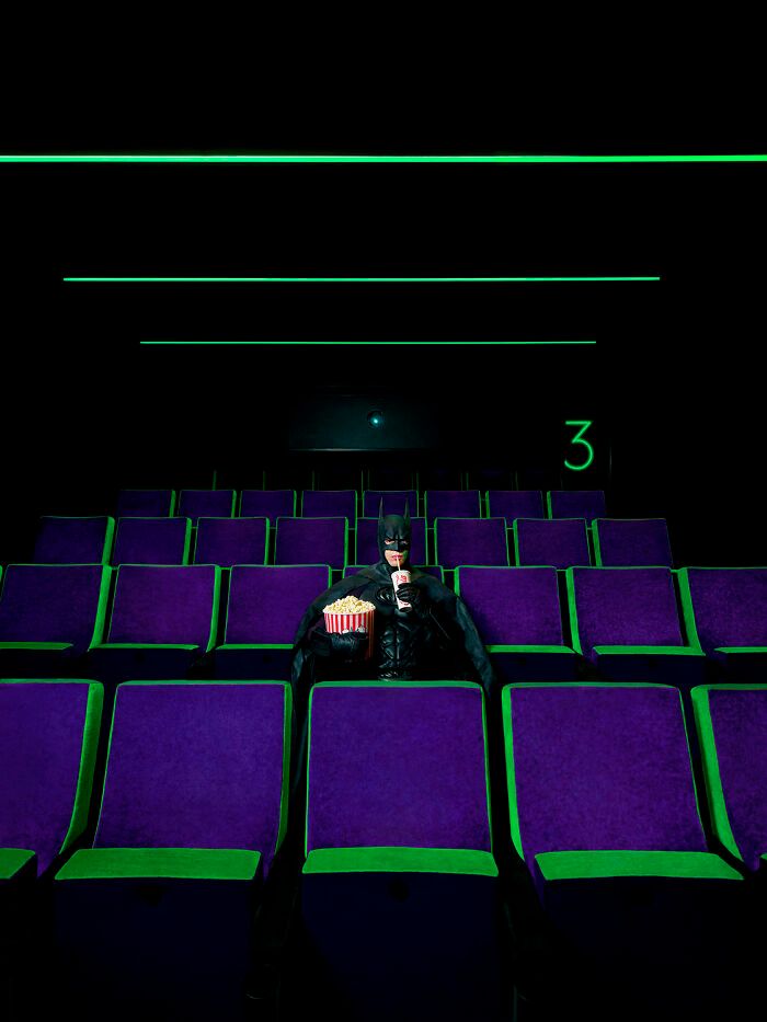 Sebastian Magnani: O fotógrafo que colocou o Batman para tomar café e repensar a vida (25 fotos) 2