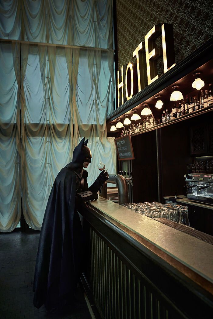 Sebastian Magnani: O fotógrafo que colocou o Batman para tomar café e repensar a vida (25 fotos) 10