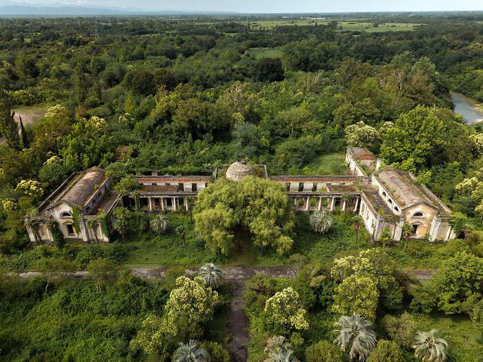 A beleza esquecida: Ruínas soviéticas revelam a poesia do tempo (31 fotos) 7