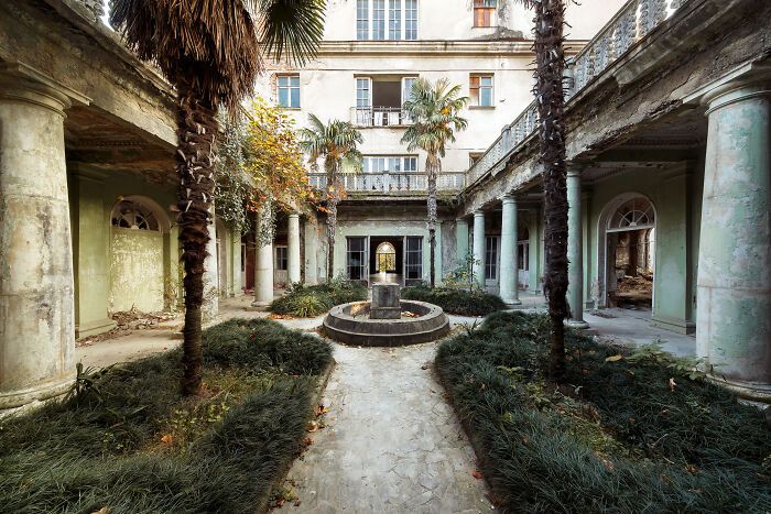 A beleza esquecida: Ruínas soviéticas revelam a poesia do tempo (31 fotos) 11