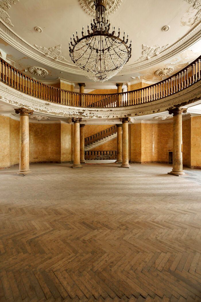 A beleza esquecida: Ruínas soviéticas revelam a poesia do tempo (31 fotos) 16