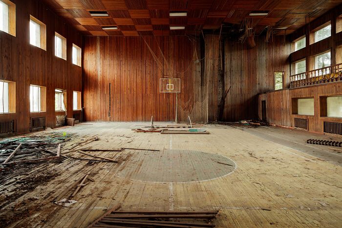 A beleza esquecida: Ruínas soviéticas revelam a poesia do tempo (31 fotos) 22