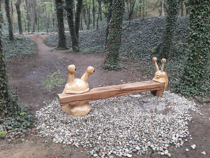 Artista romeno transforma tocos de árvores em esculturas incríveis com motosserra (20 fotos) 10 Artista romeno transforma tocos de árvores em esculturas incríveis com motosserra (20 fotos) 10