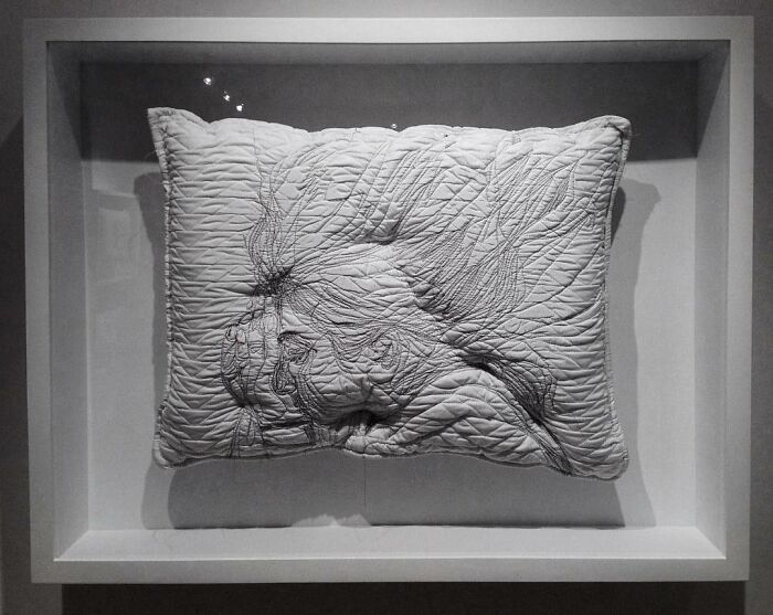 Maryam Ashkanian e a poesia silenciosa nos travesseiros da Sleep Series (17 fotos) 4