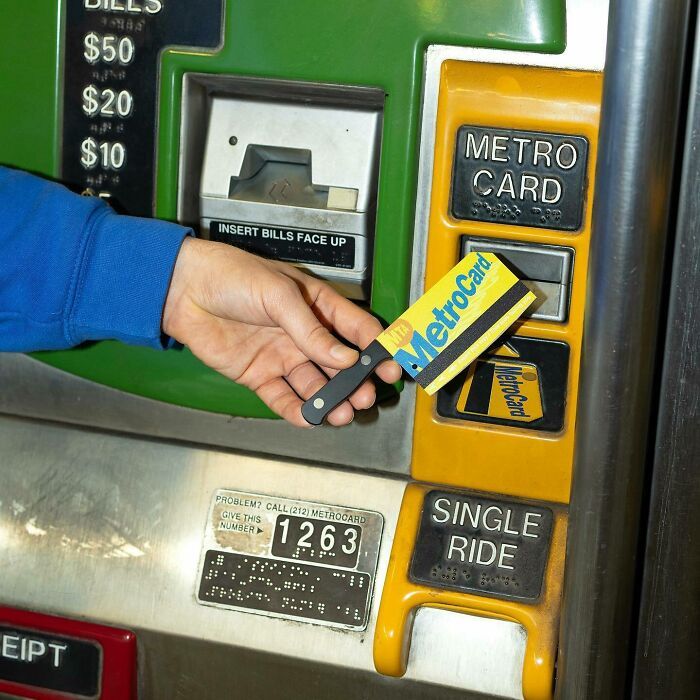 Nik Bentel transforma objetos do dia a dia em bolsas estilosas e esquisitamente desejáveis (30 fotos) 16