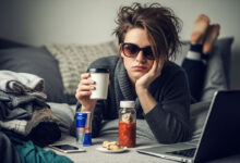 50 frases que descrevem perfeitamente o humor de quem tá só existindo (e cansado com estilo) 3