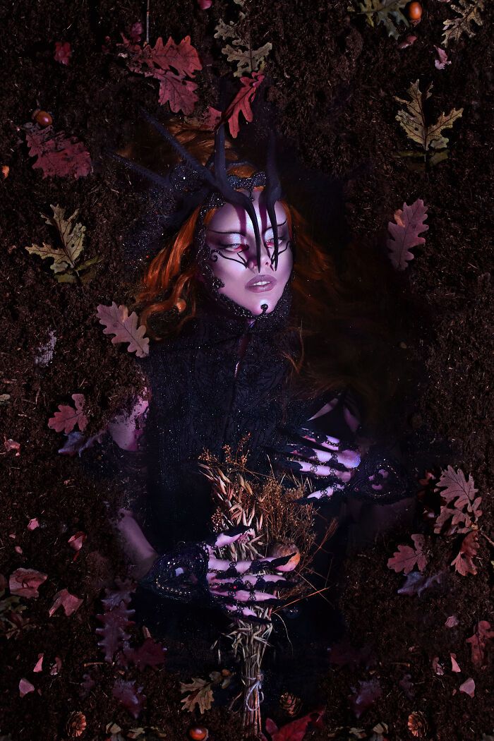 A maquiadora holandesa que transforma amigos em criaturas incríveis de Halloween (21 fotos) 16