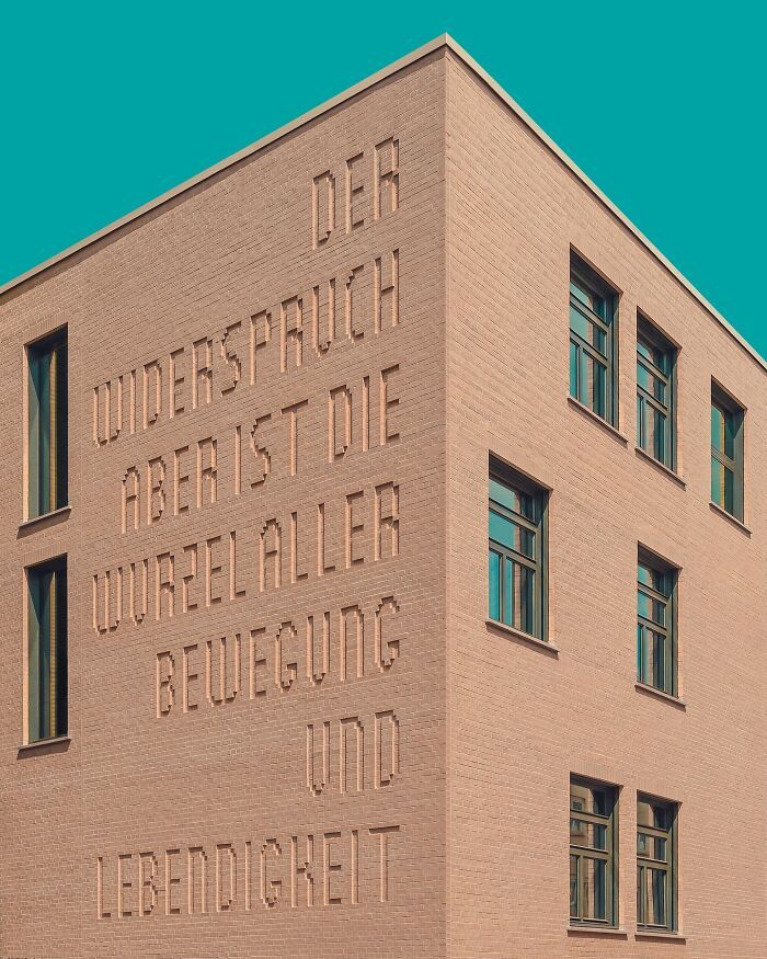 Fotógrafo transforma arquitetura urbana em arte minimalista hipnotizante (32 fotos) 29