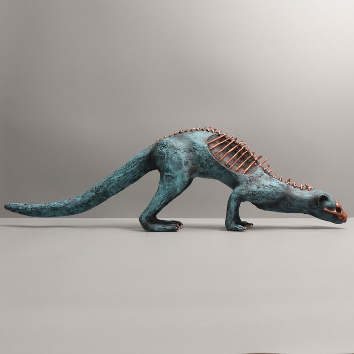 Virginie Gribouilli: esculturas em porcelana que misturam mito, memória e futuro (30 fotos) 8