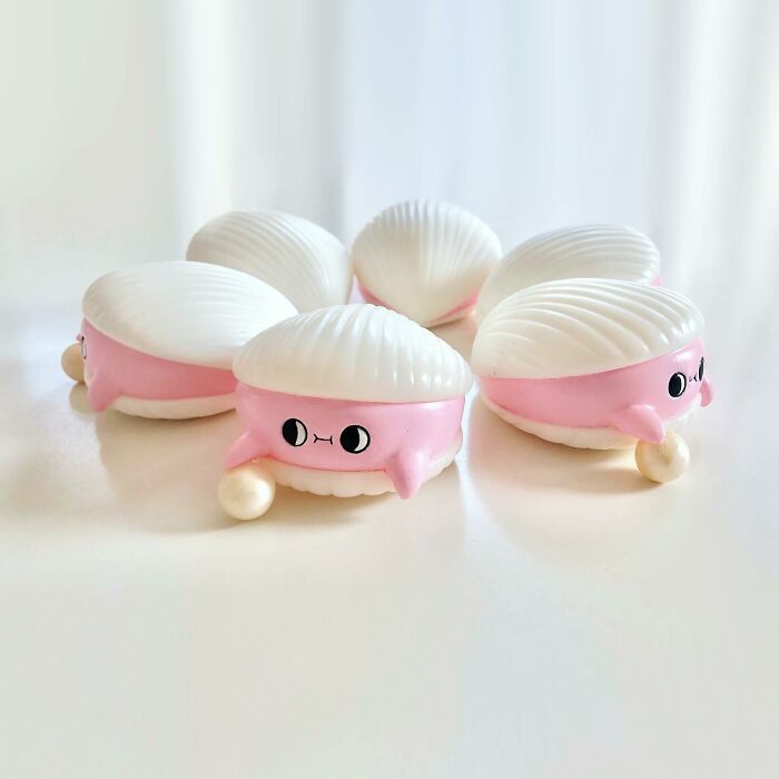 Criaturas divertidas e cheias de personalidade: O universo encantado dos Art Toys de Sad Salesman (34 fotos) 1