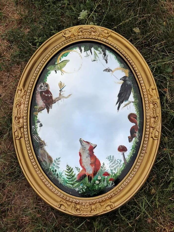 Espelhos encantados: A artista romena que transforma reflexos em obras de fantasia (14 fotos) 8