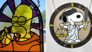 Artista transforma personagens da cultura pop em vitrais impressionantes cheios de cor e nostalgia (30 fotos) 18