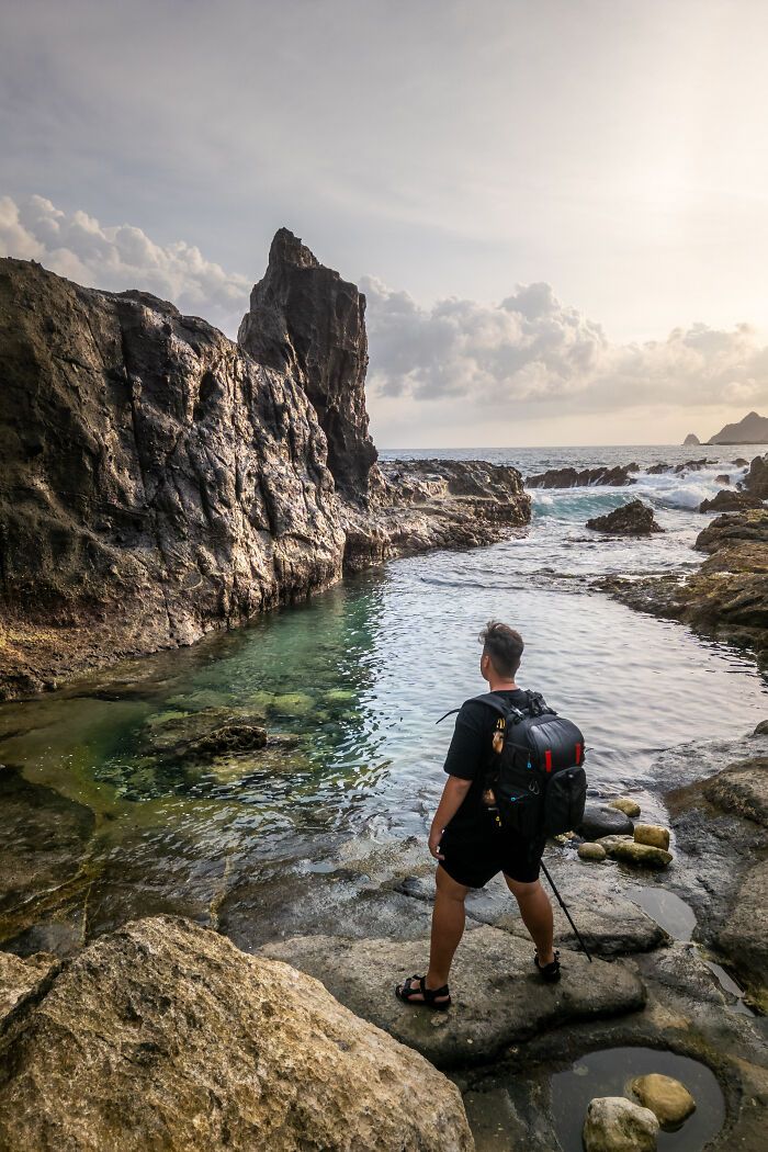 Fotógrafo percorre a Indonésia para criar uma mochila de câmera modular que resolve dores reais (34 fotos) 6
