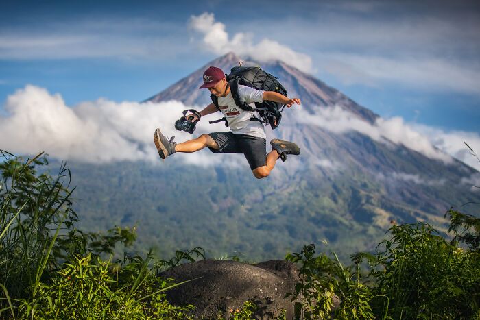 Fotógrafo percorre a Indonésia para criar uma mochila de câmera modular que resolve dores reais (34 fotos) 15