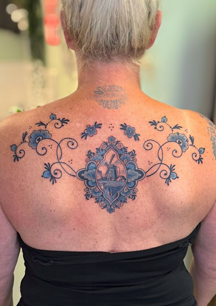 Tatuagens Delft Blue reinventam uma tradição holandesa com tinta e história (27 fotos) 3