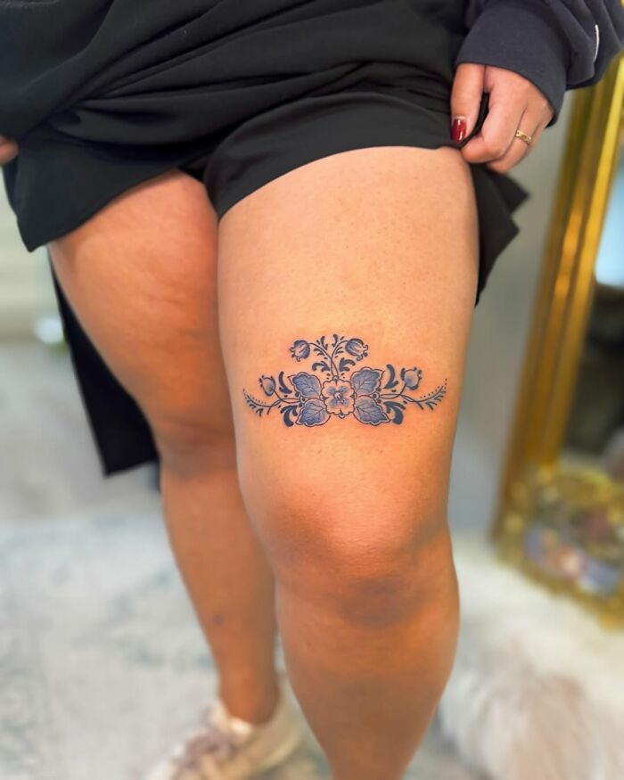 Tatuagens Delft Blue reinventam uma tradição holandesa com tinta e história (27 fotos) 7