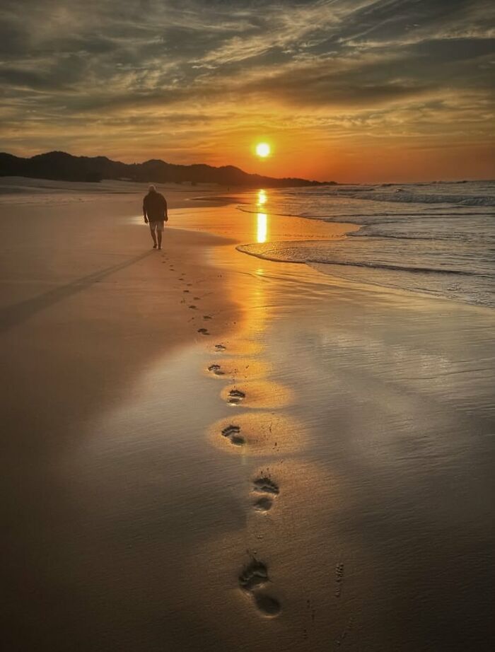 35 fotos de pôr do sol impressionam com cores surreais e momentos inesquecíveis 4