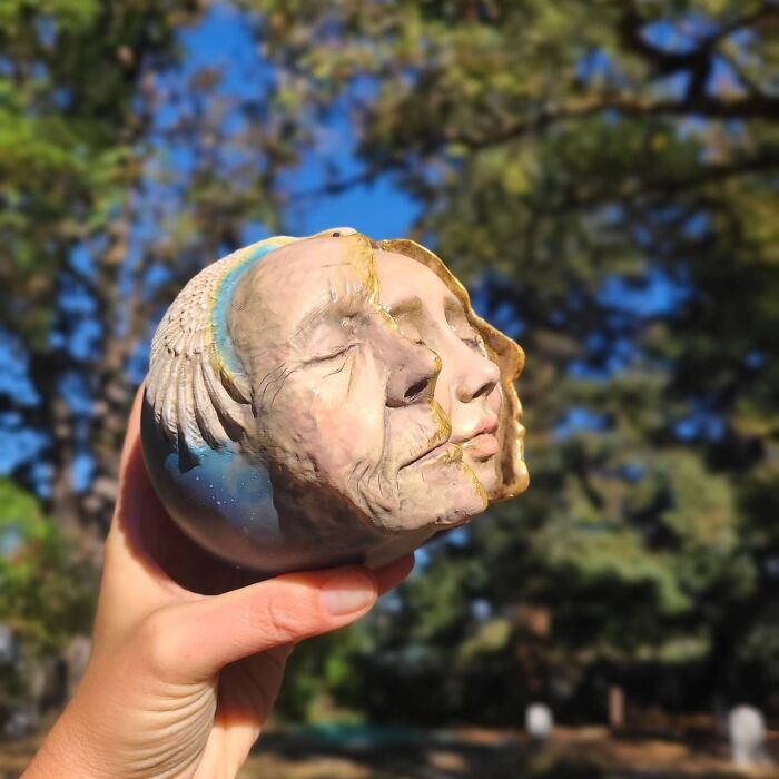 Esculturas feitas com madeira revelam rostos e emoções escondidos na própria natureza (29 fotos) 14