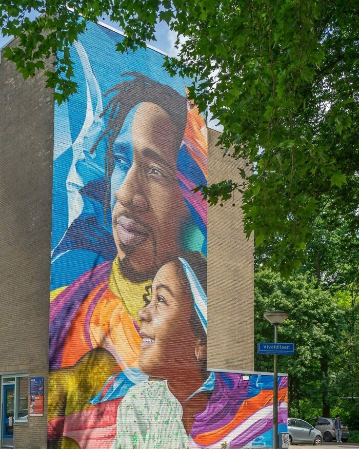 Street art pelo mundo: Perfil revela murais e grafites escondidos em cidades surpreendentes (32 fotos) 16