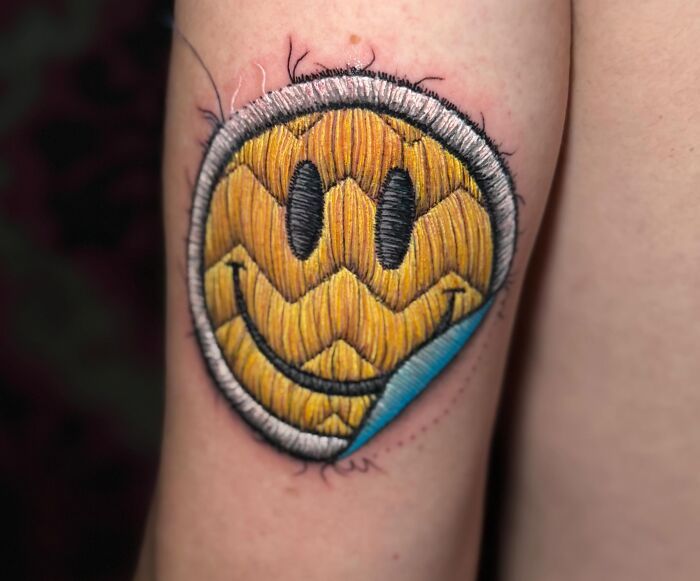 Tatuagens de bordado hiper-realistas criam ilusão impressionante de fios costurados na pele (30 fotos) 14