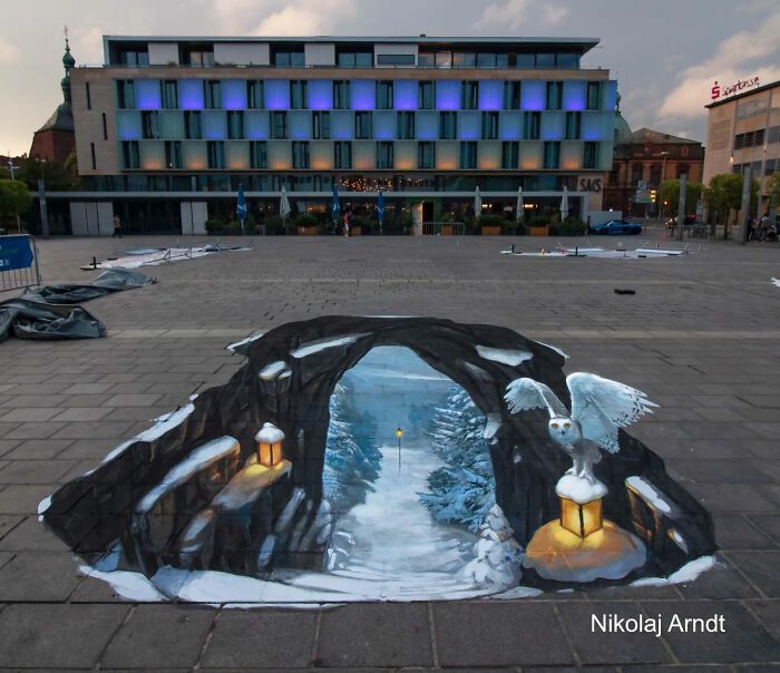 Arte 3D na rua: artista cria ilusões tão reais que fazem pessoas duvidarem do próprio chão (30 fotos) 11 Arte 3D na rua: artista cria ilusões tão reais que fazem pessoas duvidarem do próprio chão (30 fotos) 11