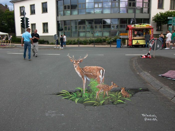 Arte 3D na rua: artista cria ilusões tão reais que fazem pessoas duvidarem do próprio chão (30 fotos) 14 Arte 3D na rua: artista cria ilusões tão reais que fazem pessoas duvidarem do próprio chão (30 fotos) 14