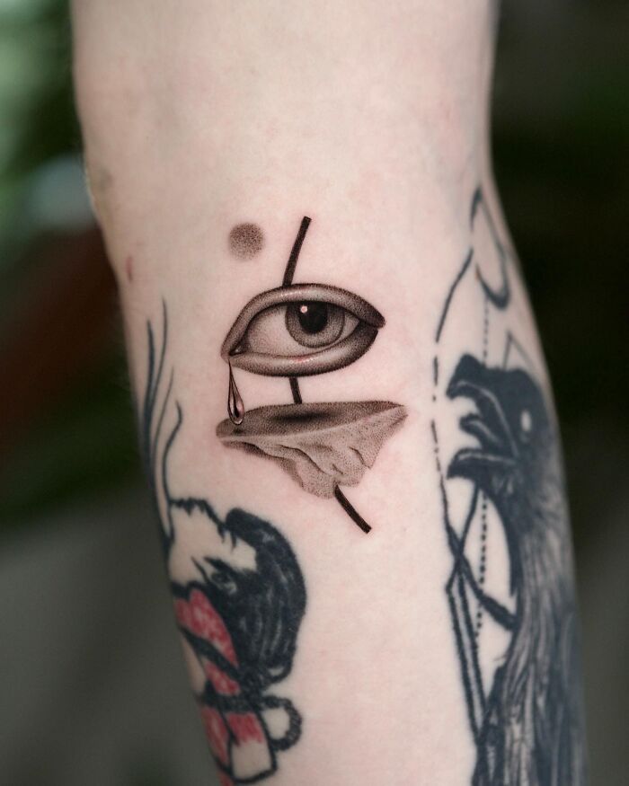 Tatuagens de olhos: 22 artes impressionantes que escondem significados muito mais profundos do que parecem 9 Tatuagens de olhos: 22 artes impressionantes que escondem significados muito mais profundos do que parecem 9