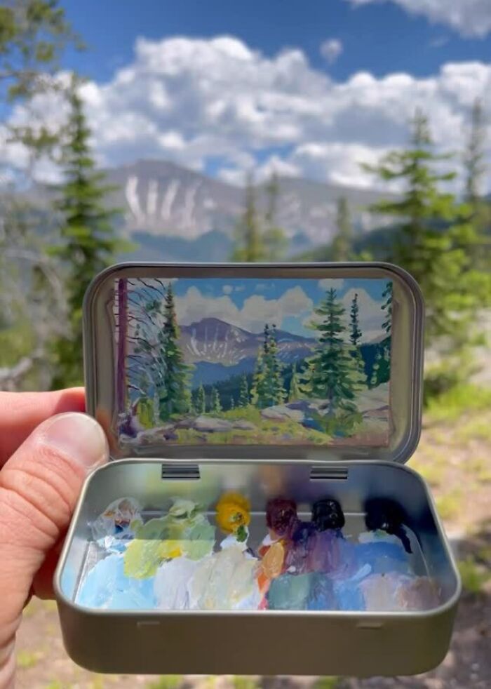 Artista cria pinturas em miniatura tão detalhadas que parecem impossíveis de acreditar