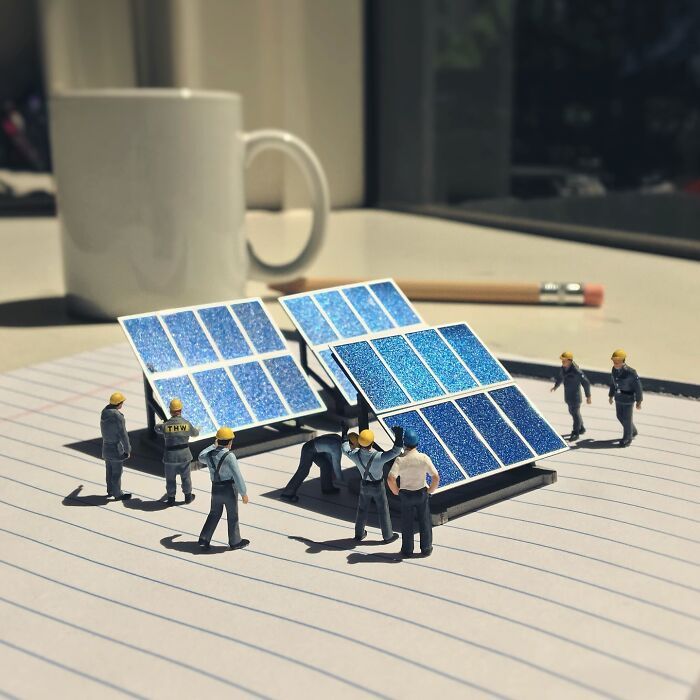 Arte em miniatura: as cenas impressionantes que transformam objetos comuns em histórias cheias de emoção (28 fotos) 5